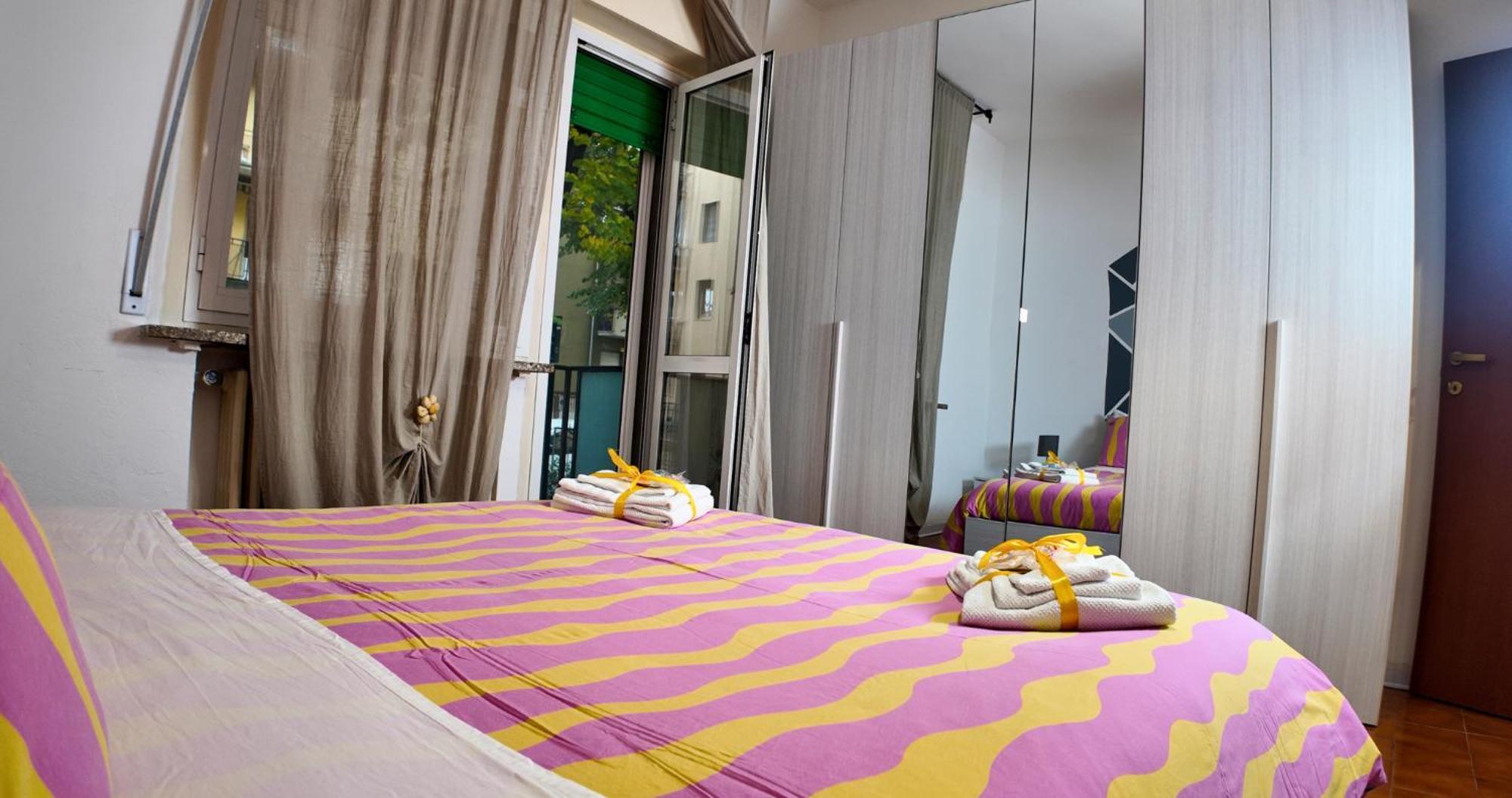 Stabia House Appartement Parma Buitenkant foto